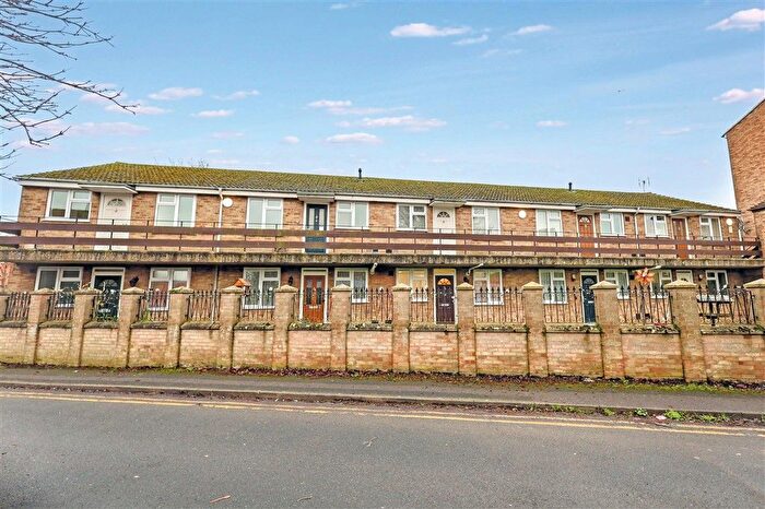 1 Bedroom Flat For Sale In Lancaster Close, Ramsgate, CT12