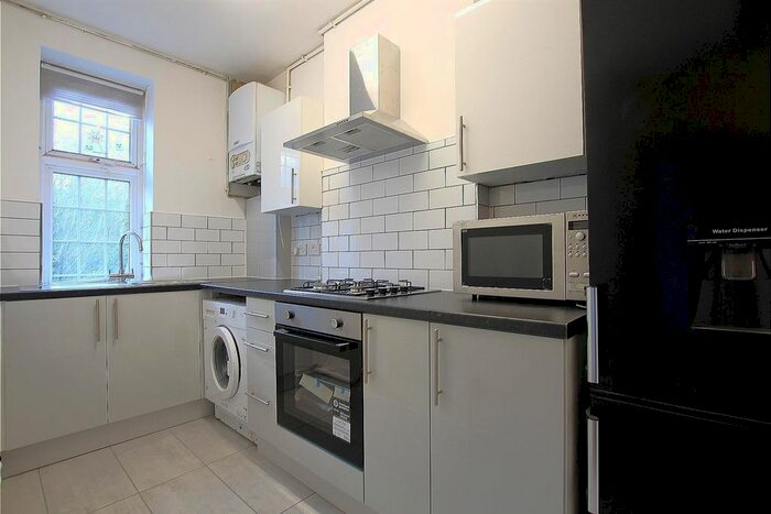 Studio To Rent In Greystoke Court, Hanger Lane, London, W5