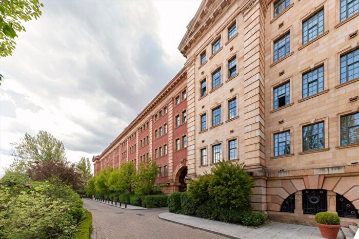 2 Bedroom Flat To Rent In Somerville Avenue, London, SW13