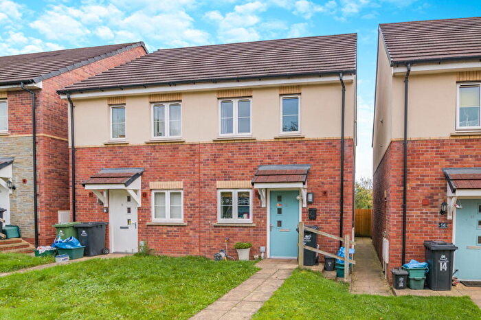 2 Bedroom Semi-Detached House For Sale In Overstreet Green, Lydney, GL15