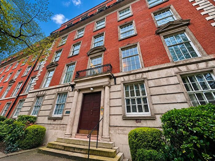3 Bedroom Flat To Rent In Flat, Warwick House, Westgate Street, Cardiff, CF10
