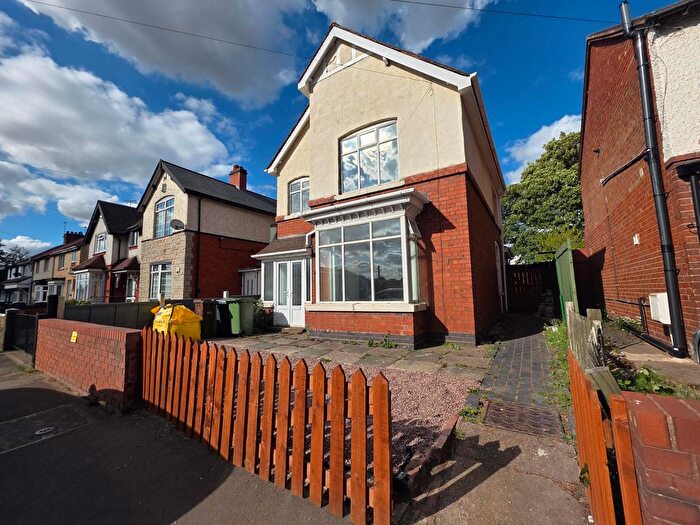 3 Bedroom Semi Detached House To Rent In Park Lane, Wolverhampton, WV10