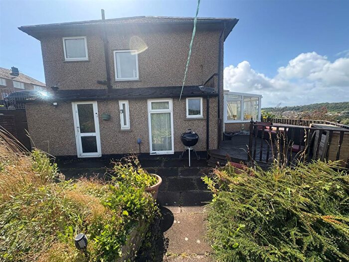 3 Bedroom Semi-Detached House For Sale In Steeple Close, Whitehaven, CA28