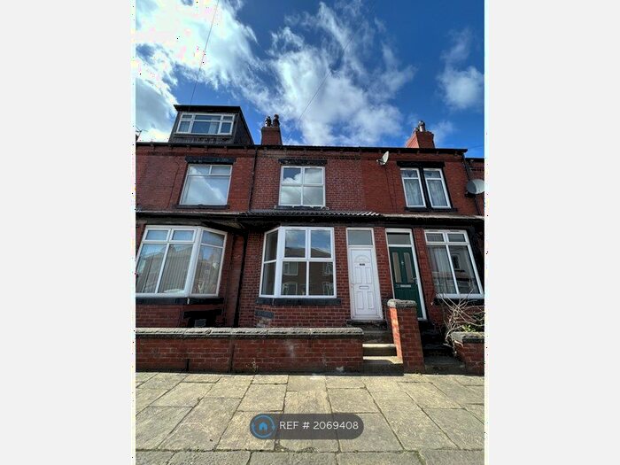 4 Bedroom Terraced House To Rent In Barkly Grove, Leeds, LS11
