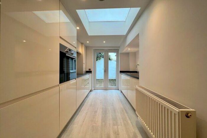 2 Bedroom Flat To Rent In Franklin Road, Brighton, BN2