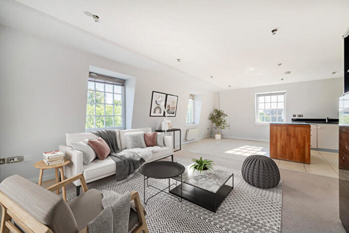 2 Bedroom Apartment For Sale In Tweedy Road, Bromley, BR1