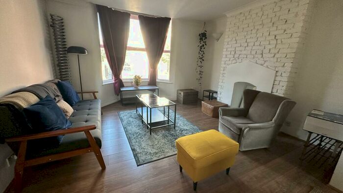 1 Bedroom Flat To Rent In Kenworthy Road, Homerton, E9