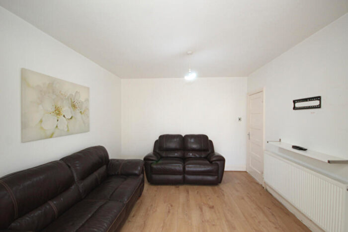 1 Bedroom Maisonette To Rent In Harley Close, Wembley, Middlesex, HA0