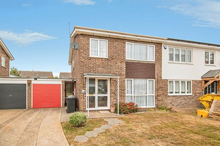 3 Bedroom Semi-Detached House For Sale In Bedford Road, Mile End, Colchester, CO4