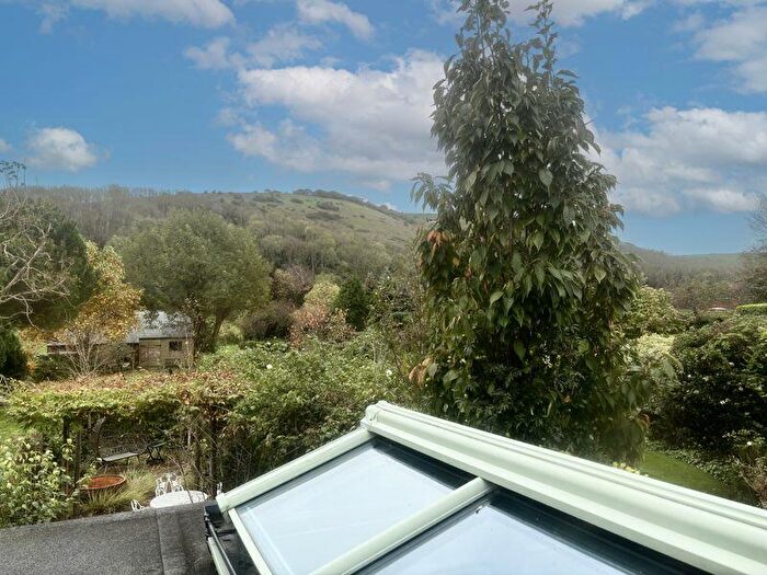 2 Bedroom Character Property To Rent In The Street, Poynings, BN45
