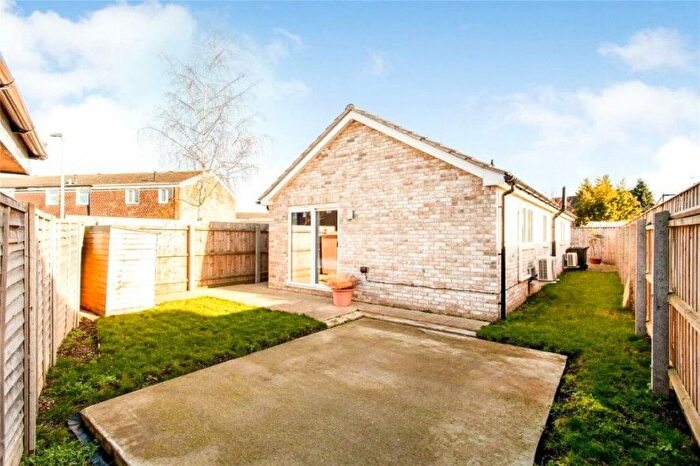 2 Bedroom Detached Bungalow For Sale In Dunsmore Close, Cambridge, Cambridgeshire, CB5