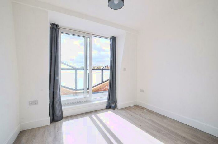 1 Bedroom Flat To Rent In Upland Road, Dulwich, SE22