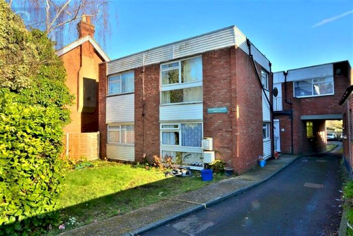 1 Bedroom Apartment To Rent In Magnolia Lodge, High Road, Loughton, IG10