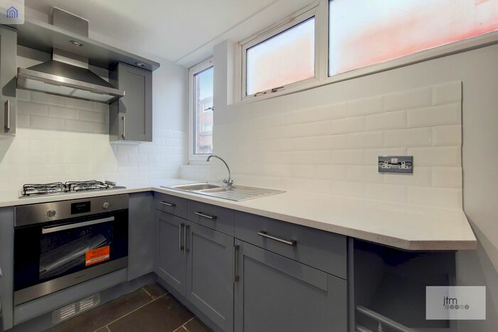 1 Bedroom Flat To Rent In Holland Walk, London, N19