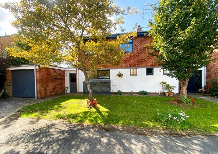 5 Bedroom Detached House For Sale In Joscelynes, Stapleford, Cambridge, CB22