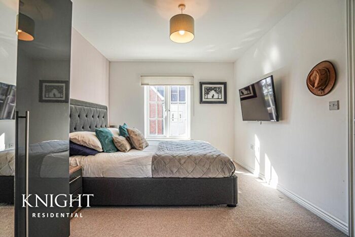 3 Bedroom Town House For Sale In Axial Drive, Colchester, CO4