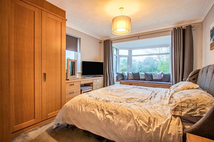 4 Bedroom Detached House For Sale In Standbridge Lane, Wakefield, WF2