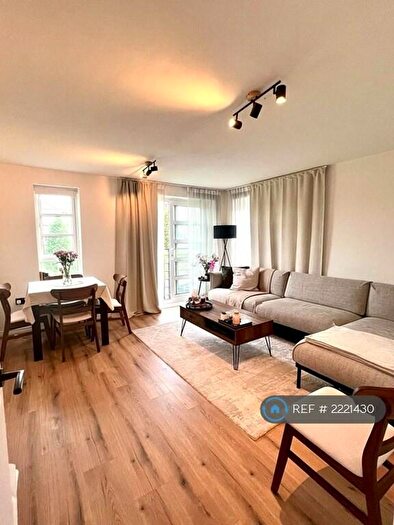 2 Bedroom Flat To Rent In City View, Erdington, Birmingham, B23