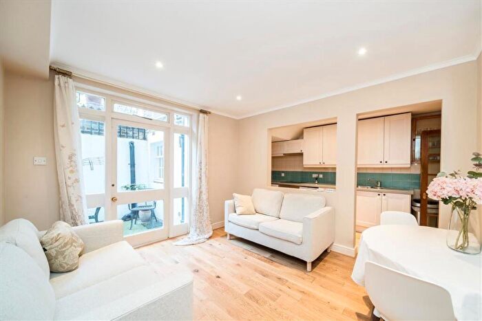 2 Bedroom Flat To Rent In Ifield Road, South Kensington, SW10