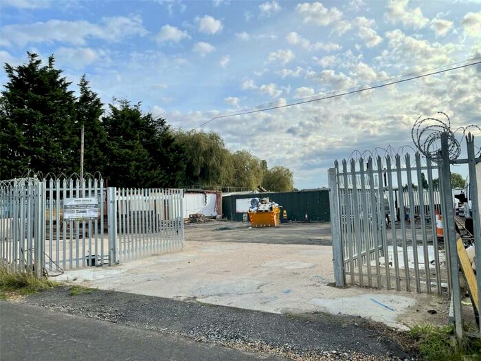 Land To Rent In Cat Tree Lane, North Benfleet, Wickford, Essex, SS12