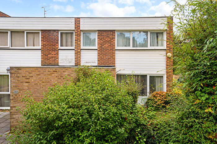3 Bedroom End Of Terrace House For Sale In Godstone Road, Caterham, CR3