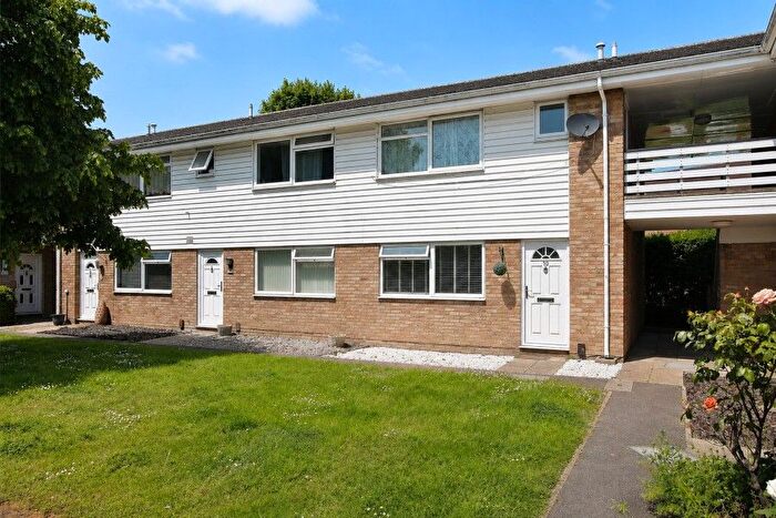 1 Bedroom Flat To Rent In Knaphill, Woking, GU21