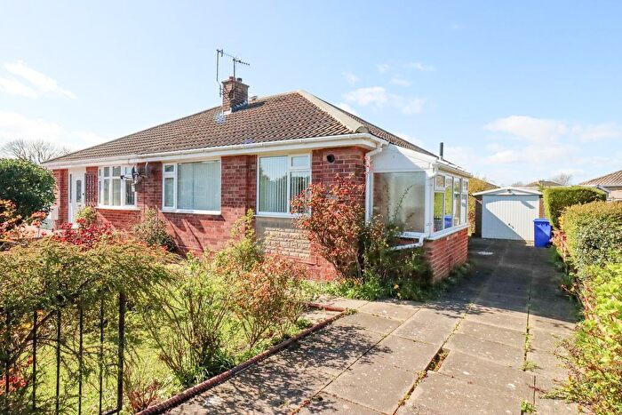 2 Bedroom Semi-Detached Bungalow For Sale In Collingham Way, Filey, YO14