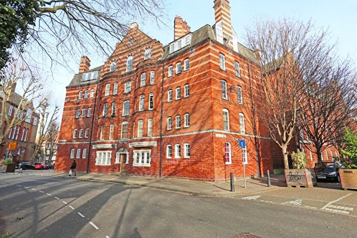 1 Bedroom Flat To Rent In Arnold Circus, London, E2