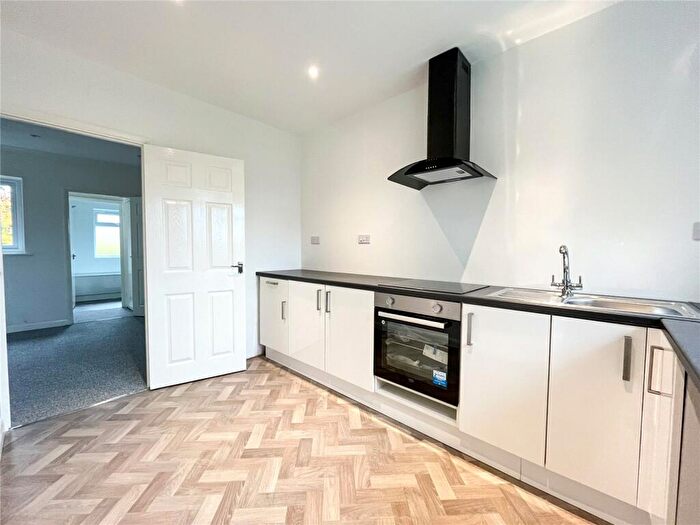 2 Bedroom Apartment For Sale In Weirside Court, Edington, BA13