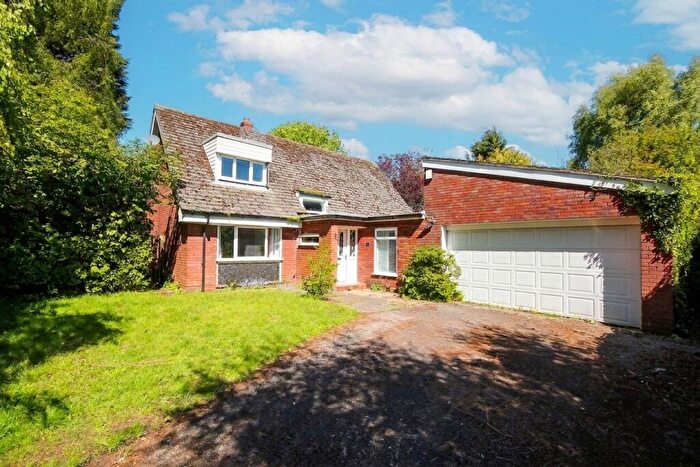 4 Bedroom Detached House For Sale In Cedarwood, Cuddington, CW8