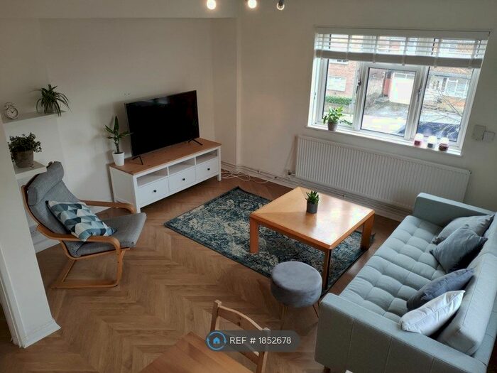 2 Bedroom Flat To Rent In Anerley Road, London, SE20