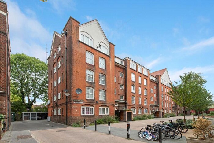 2 Bedroom Flat For Sale In Wedmore Street, Tufnell Park, N19