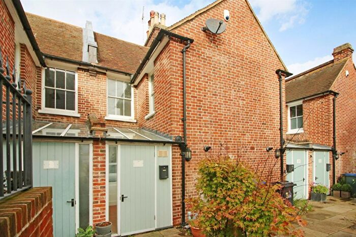 2 Bedroom Terraced House For Sale In Greyfriars Cottages, Stour Street, Canterbury, Kent, CT1