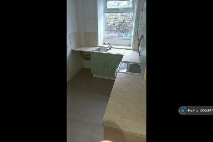 2 Bedroom Terraced House To Rent In Oliver Street, Bacup, OL13