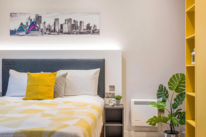 1 Bedroom Private Hall To Rent In Beaumont Fee, Lincoln, LN1