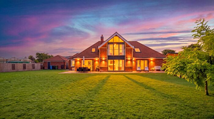5 Bedroom Detached House For Sale In Meadowfields, Kirton End, PE20