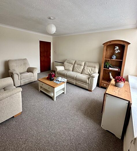 3 Bedroom Flat To Rent In Victoria Road, Dundee, DD1