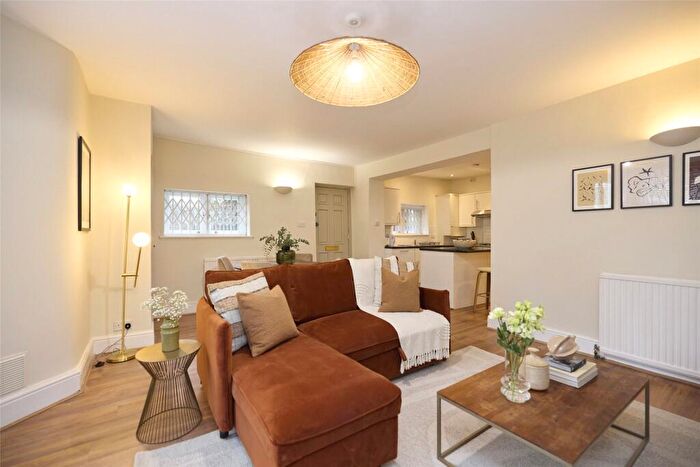 1 Bedroom Flat To Rent In Tufnell Park Road, London, N7