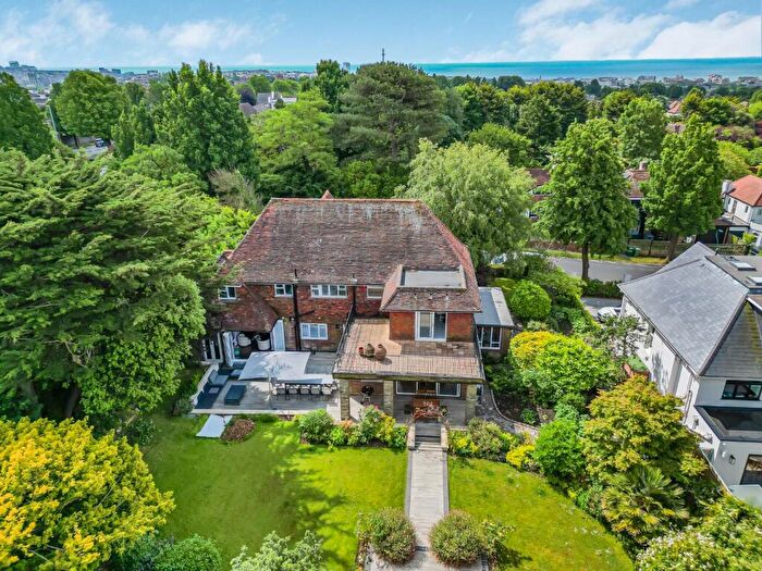 5 Bedroom Detached House For Sale In Woodruff Avenue, Hove, BN3