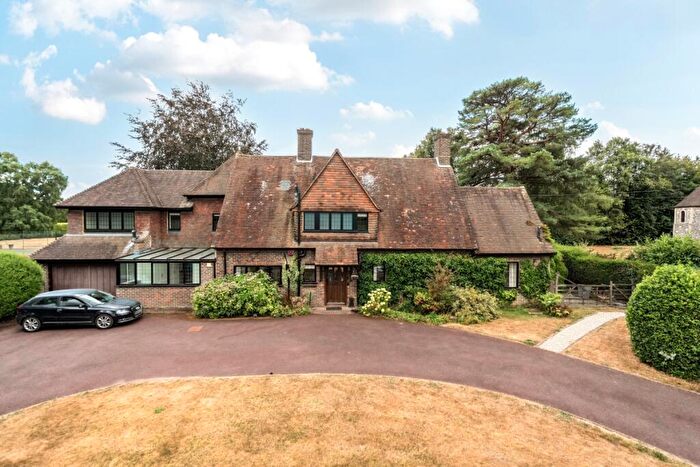 5 Bedroom Detached House To Rent In Croft Road Woldingham, CR3