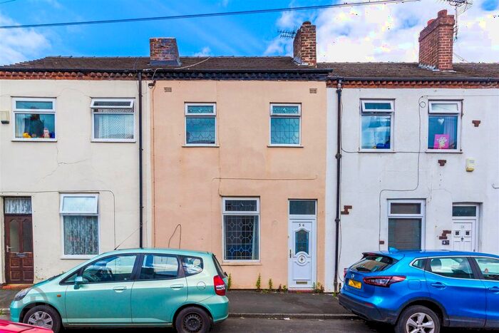 3 Bedroom Terraced House To Rent In Union Street, Tyldesley, Manchester, M29