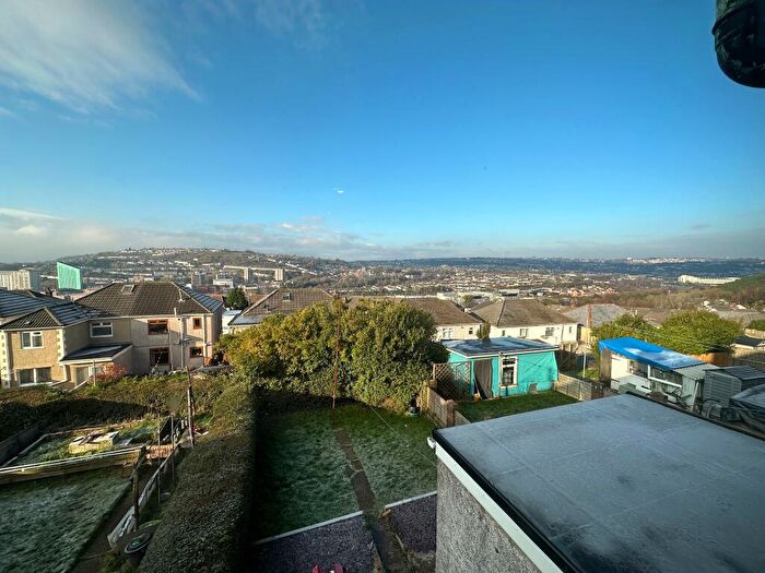 3 Bedroom House To Rent In Elmhurst Crescent, St. Thomas, SA1
