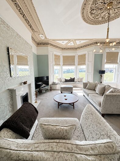 2 Bedroom Flat To Rent In Percy Park, Tynemouth, NE30