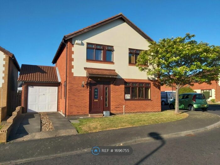 3 Bedroom Detached House To Rent In Longbenton, Longbenton, Newcastle Upon Tyne, NE12