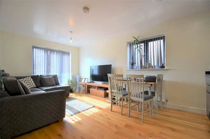 2 Bedroom Apartment To Rent In Pinnacle House, 41 Norfolk Road, Maidenhead, Berkshire, SL6