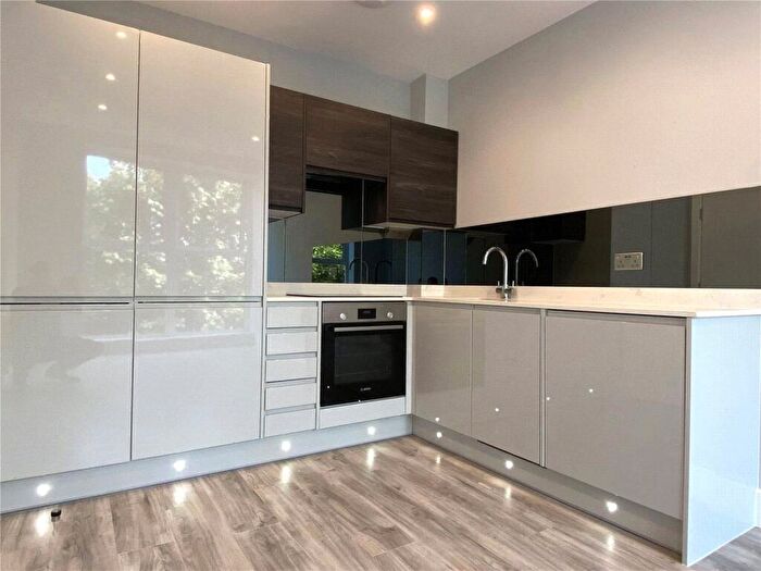 1 Bedroom Flat For Sale In Restmor Way, Wallington, SM6