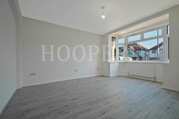 1 Bedroom Flat To Rent In Tanfield Avenue, London, NW2