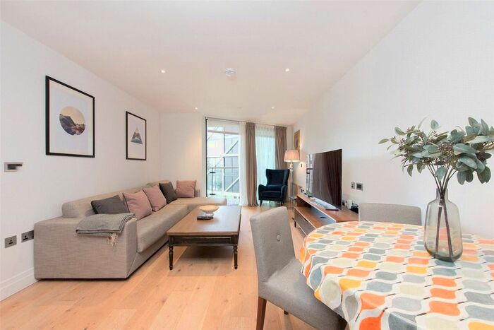 2 Bedroom Flat To Rent In Four Riverlight Quay, Nine Elms Lane, London, Uk, SW11