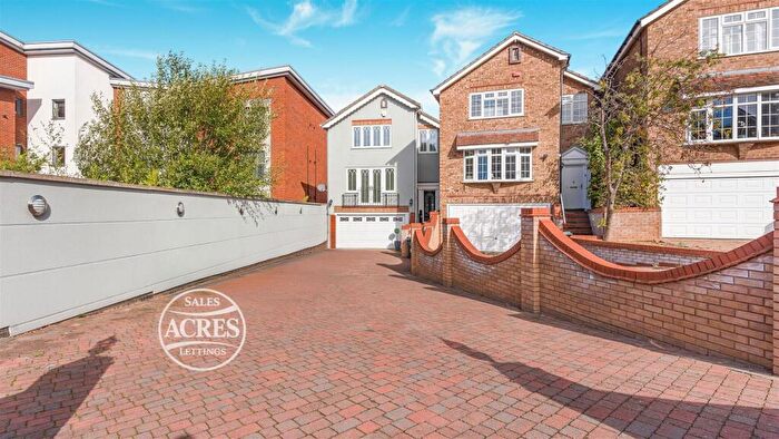 5 Bedroom Detached House For Sale In Ridgewood Drive, Four Oaks, Sutton Coldfield, B75