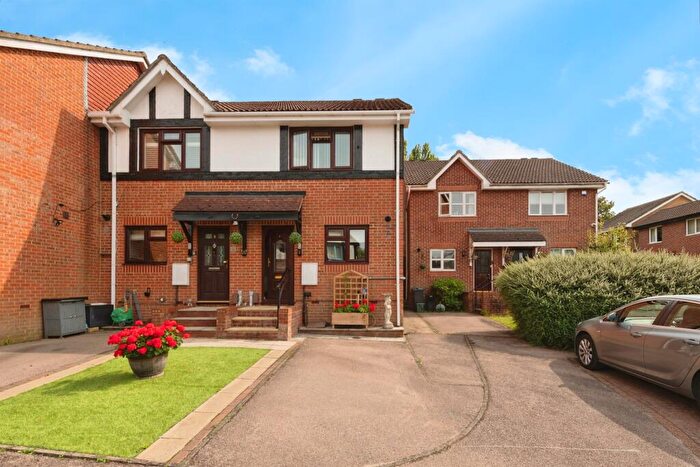 2 Bedroom Semi-Detached House For Sale In Caxton Rise, Redhill, RH1